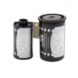 Rollo CineStill Black&White Double-X, ISO 250, 35mm de 36 exposiciones