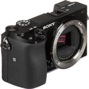 Camara Sony Alpha A6100 + Lente 15-50mm - Negro